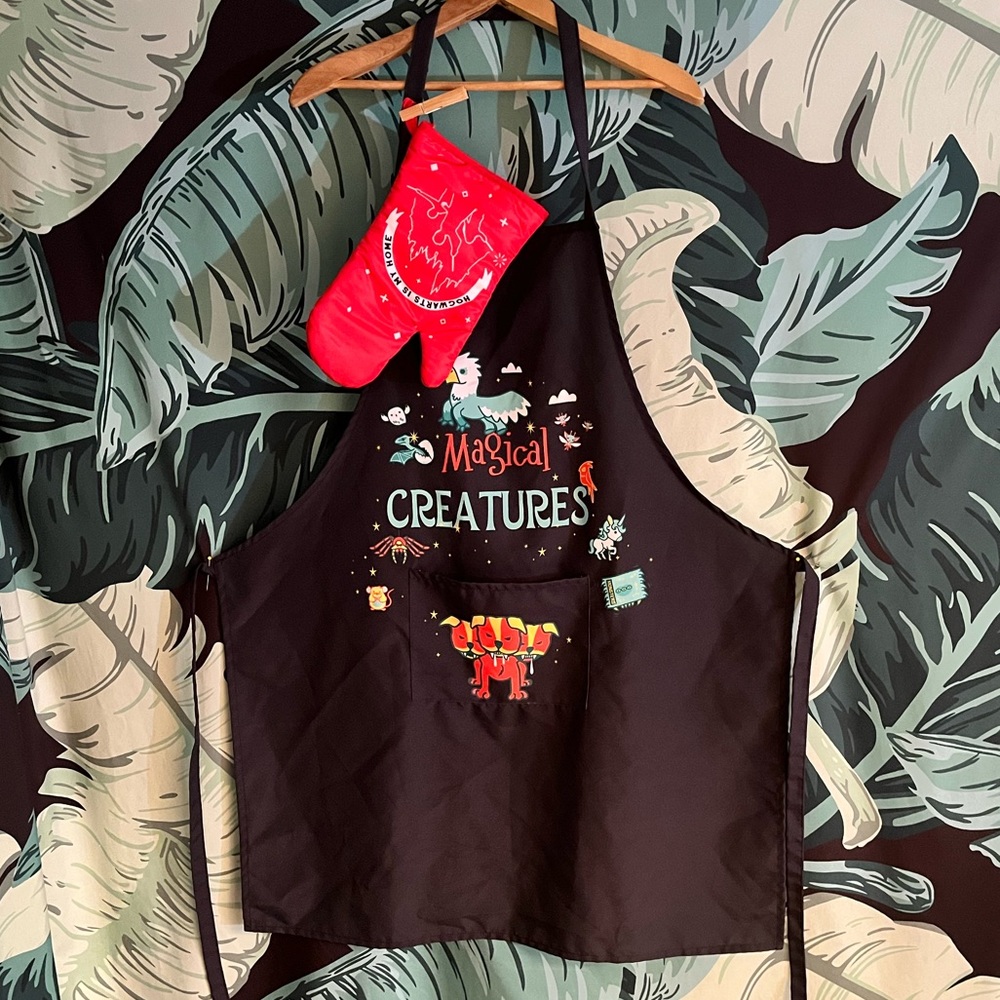 Harry Potter apron & oven mitt
